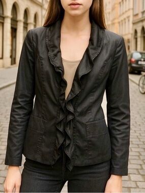 ⏰💲DROP- Marc Cain Silk Blend ruffle blazer